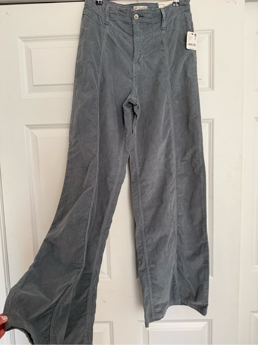 We The Free Libre Cord Wide Leg Cord Mockingbird Light Grey. - Picture 5 of 13